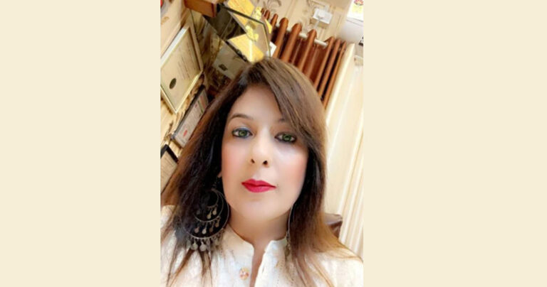 World Renowned Best Tarot Card reader Monica Divine Angels Healing Studio..